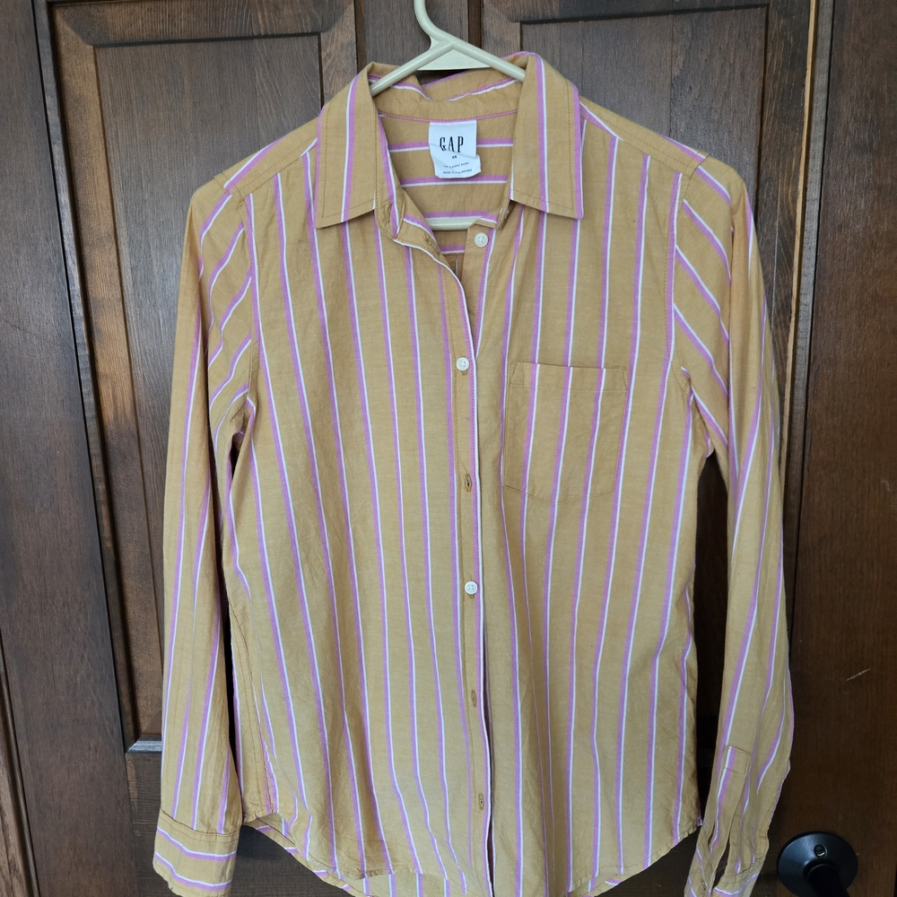 GAP Button-Up Shirt in Mustard with Pink & White Stripes